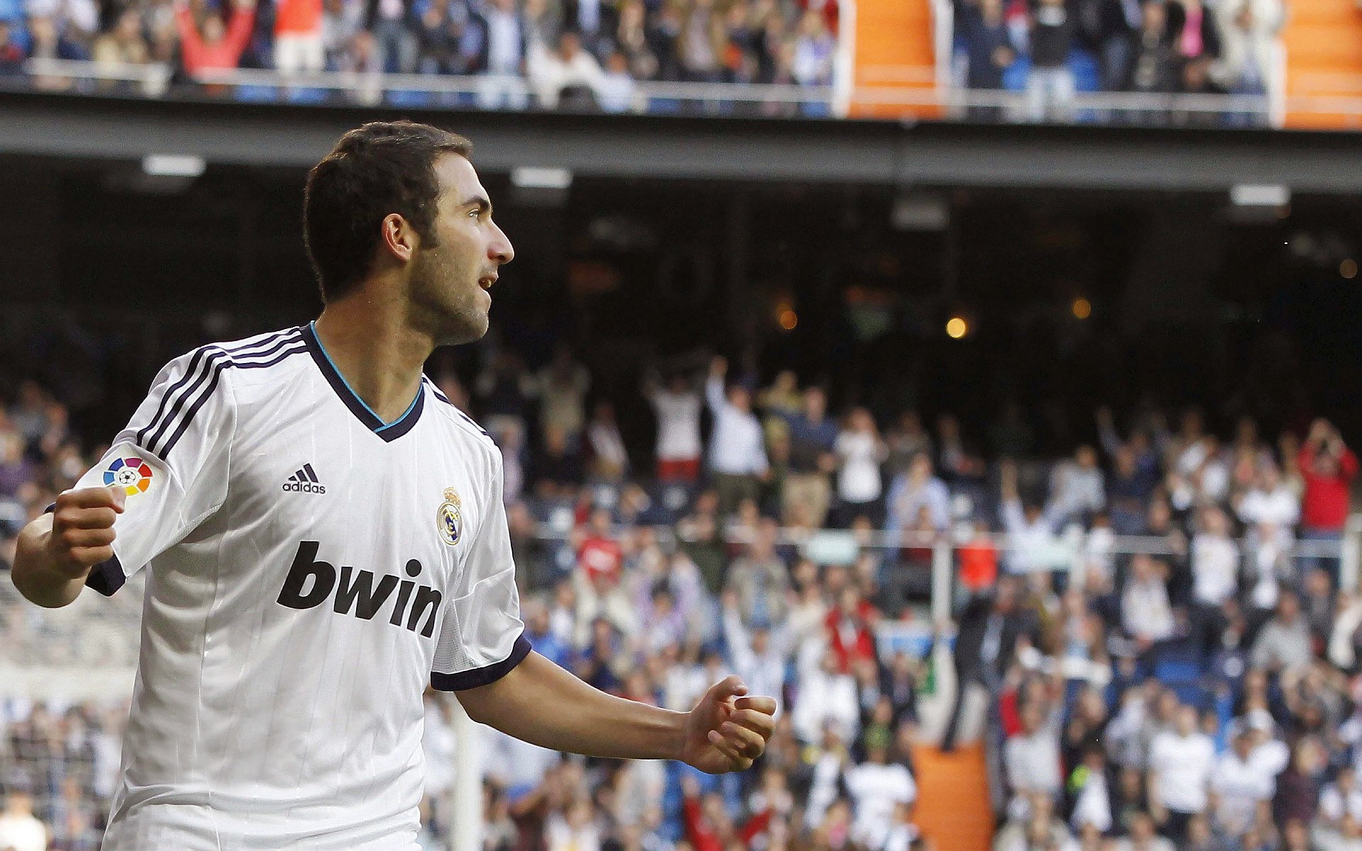 绝境中的红魔,C罗天神下凡,曼联逆转乌克兰风暴